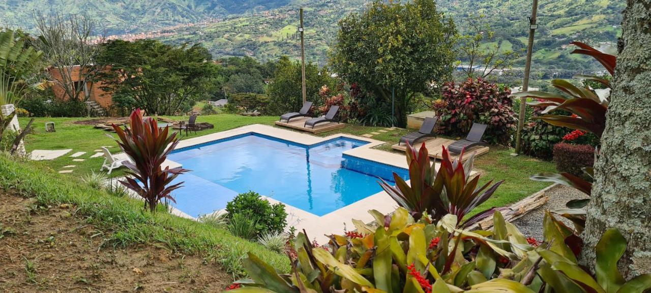 Finca Hotel Tierra Verde Giradota Exterior foto